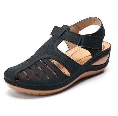 Soft PU Leather Closed Toe Vintage Anti-Slip Sandals