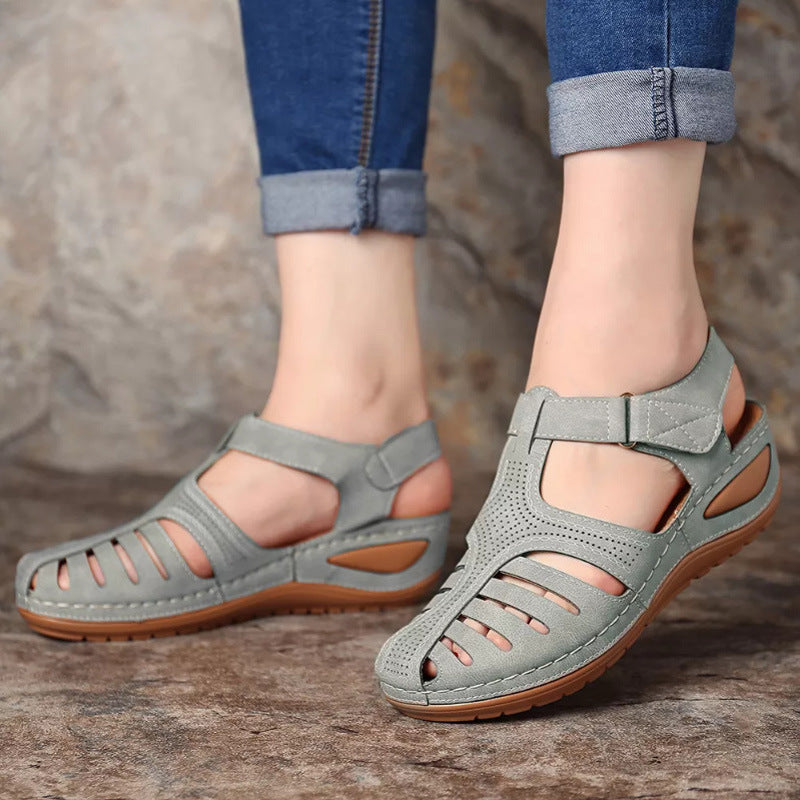 Soft PU Leather Closed Toe Vintage Anti-Slip Sandals